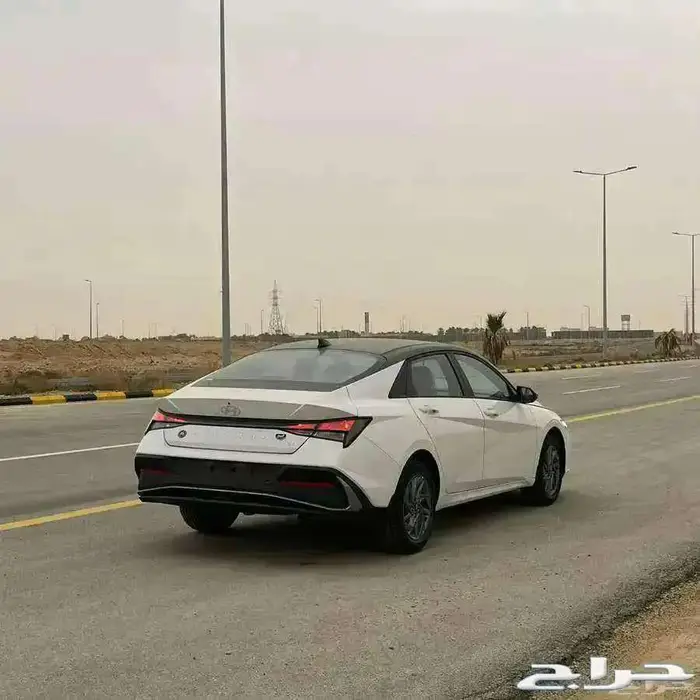 هونداي النترا سمارت مكينة 2000 سي سي موديل 2025 3