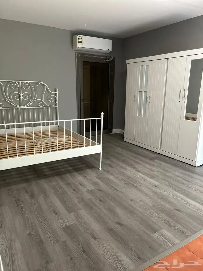 ملحق للإيجار بالجبيل الصناعية عزاب عوائل 0