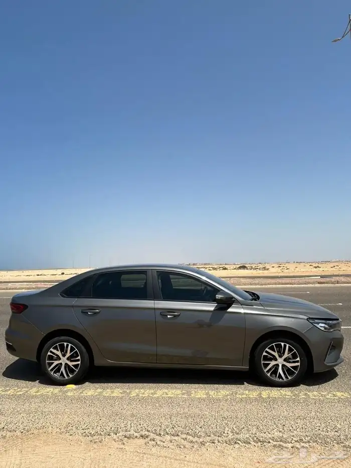 جيلي امجراند 2025 ممشى 34 ألف 4