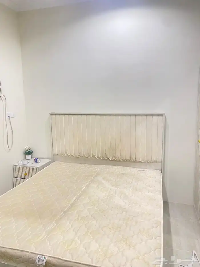 غرفة نوم للبيع مع مرتبه 2