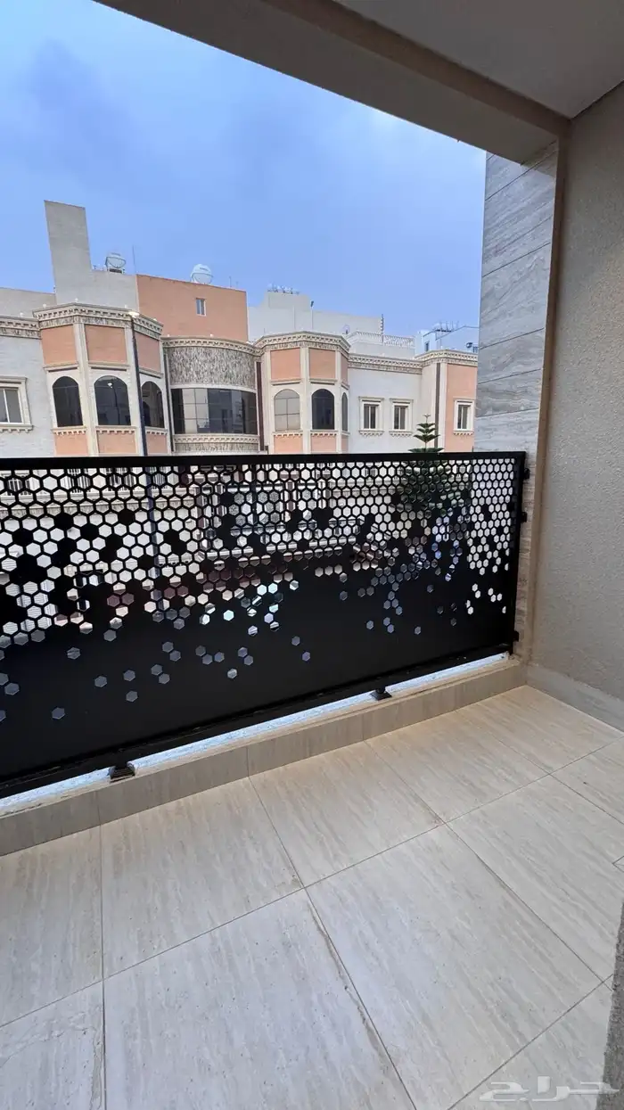 للبيع شقق علويه مع سطح تشطيبات راقيه حى البديع ابها 8
