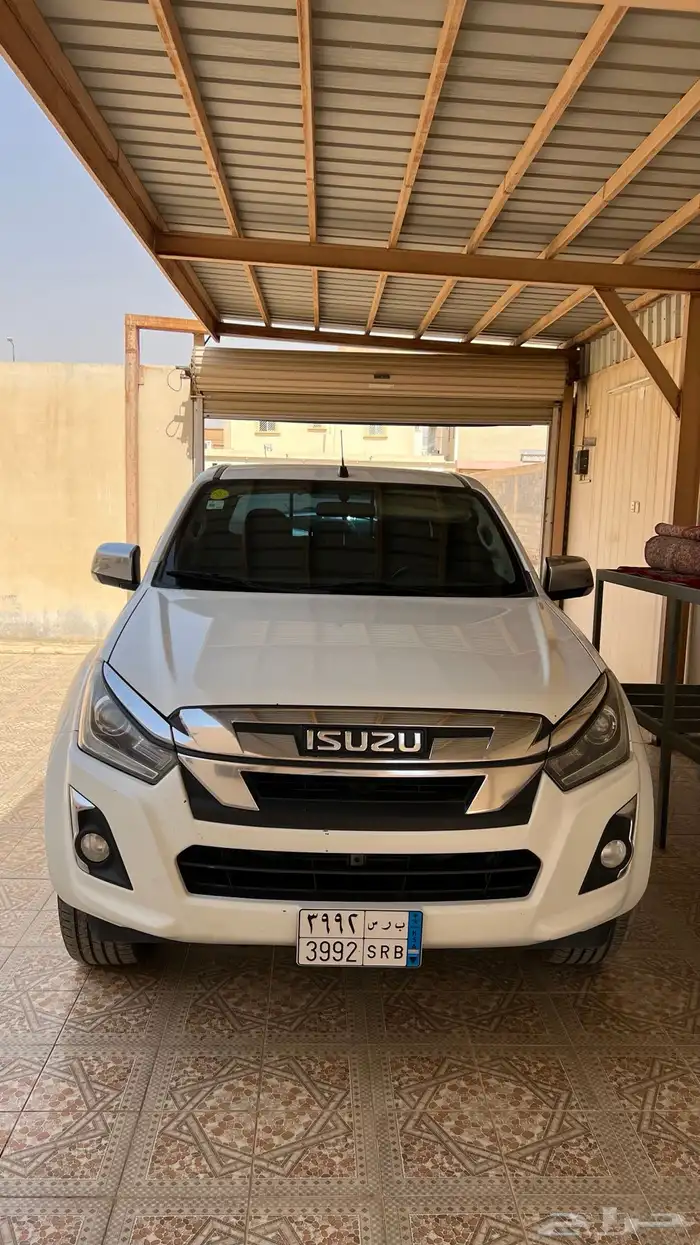 ايسوزو ديماكس 0