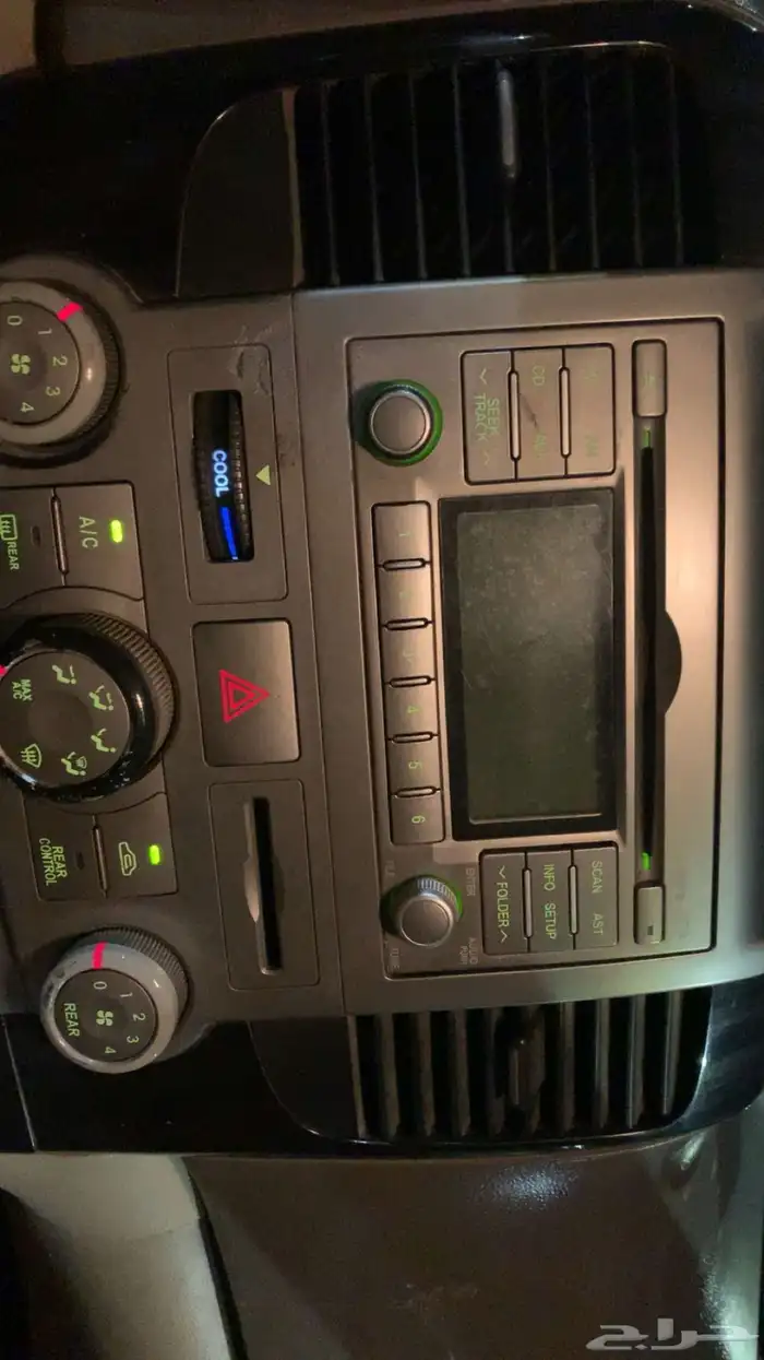 كيا كارنيفال 2015 25