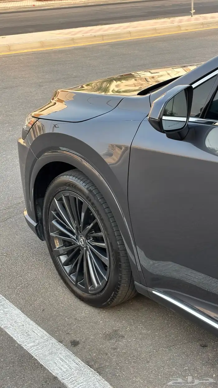 لكزس RX350 2024 17