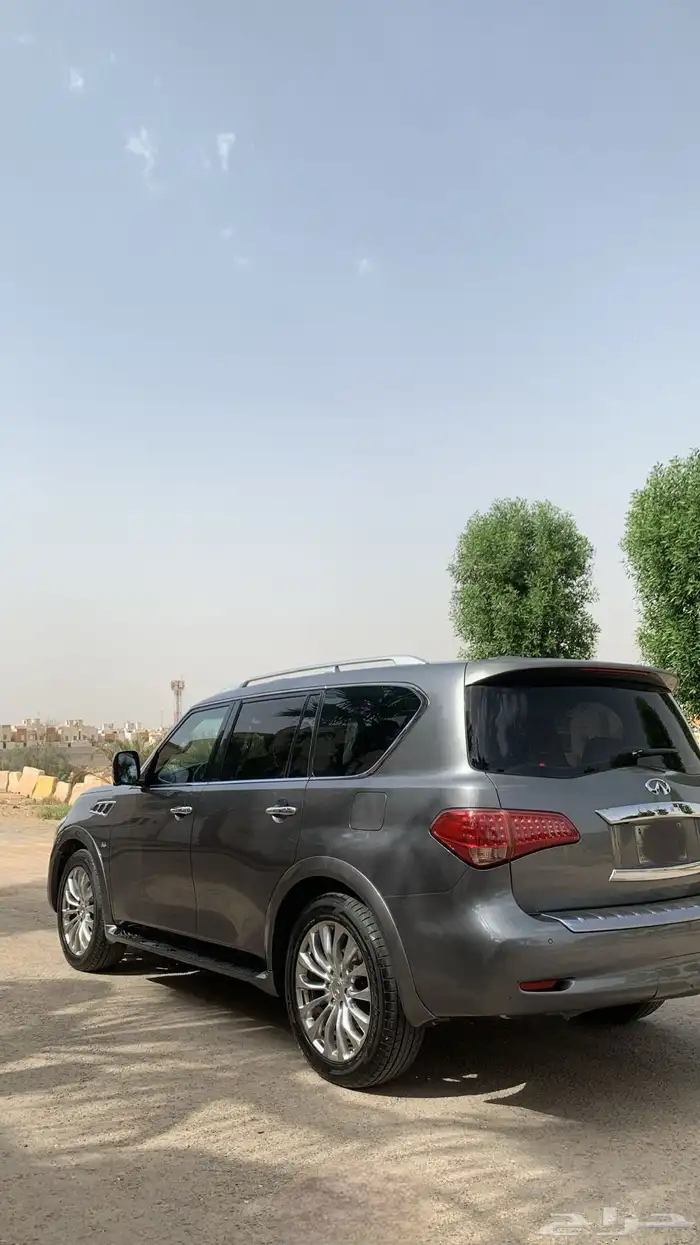 انفنتي QX80 2015 1