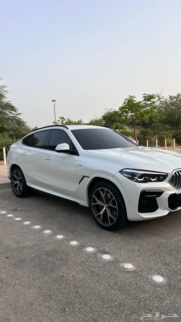 بي ام X6 على ضمان الناغي 12