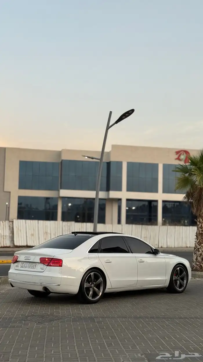 للبيع أودي A8L (فئة خاصة) فل كامل - موديل 2012 2