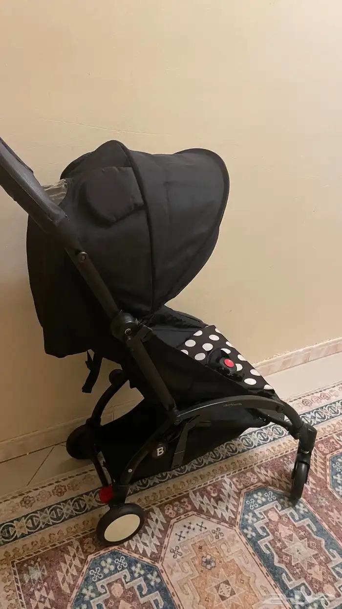 عربة اطفال خفيفه 1