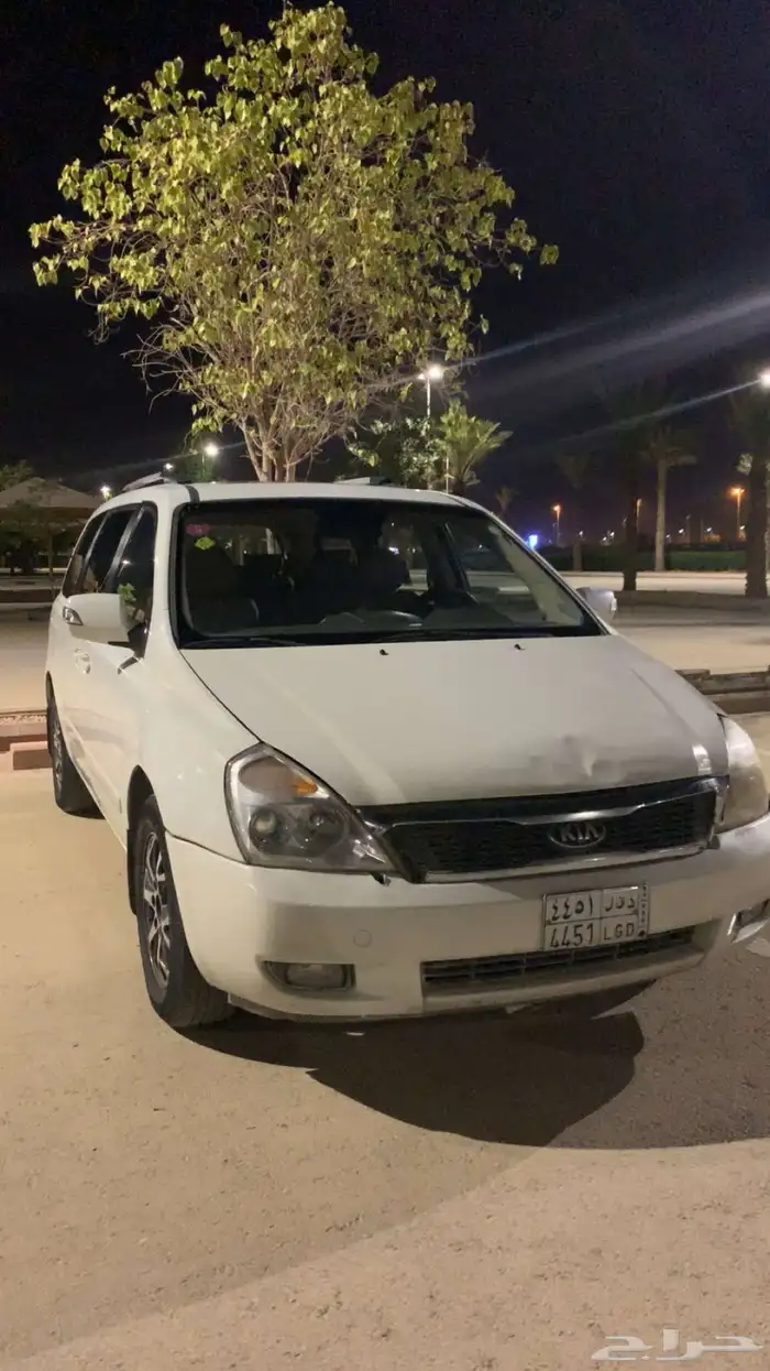 كيا كارنيفال 2015 0