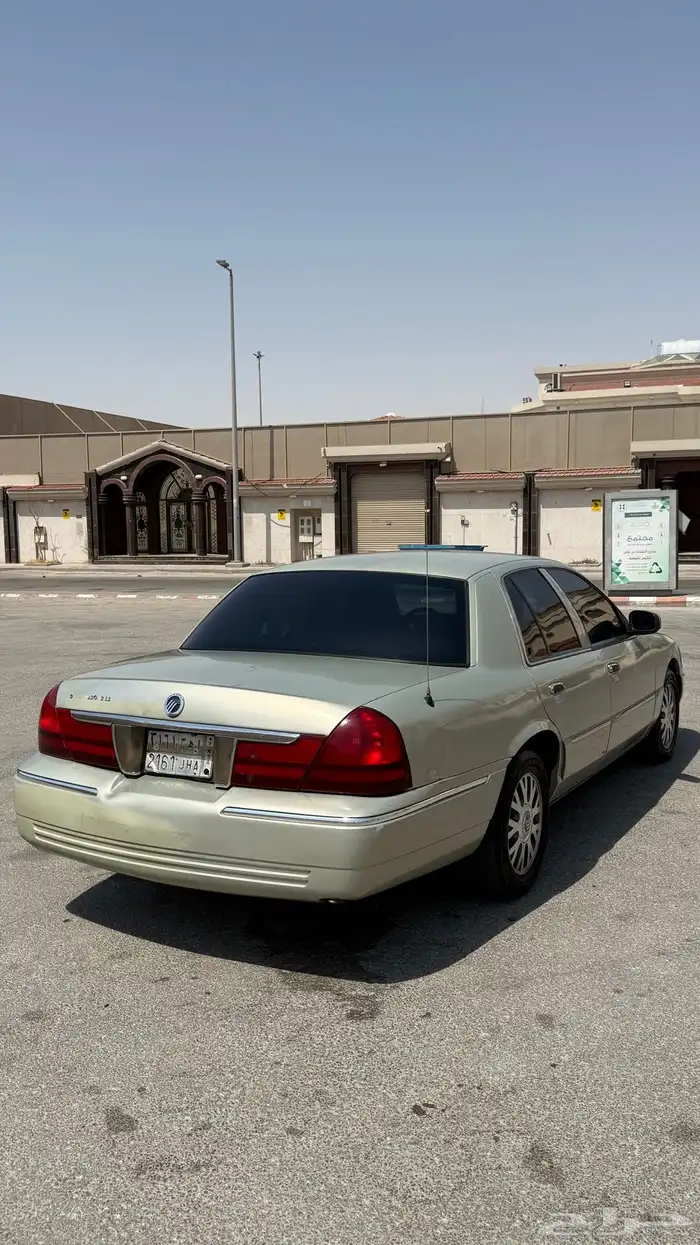 فورد جراند ماركيز 2005 للبيع 2