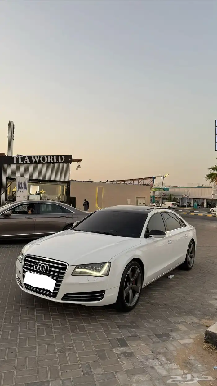 للبيع أودي A8L (فئة خاصة) فل كامل - موديل 2012 1