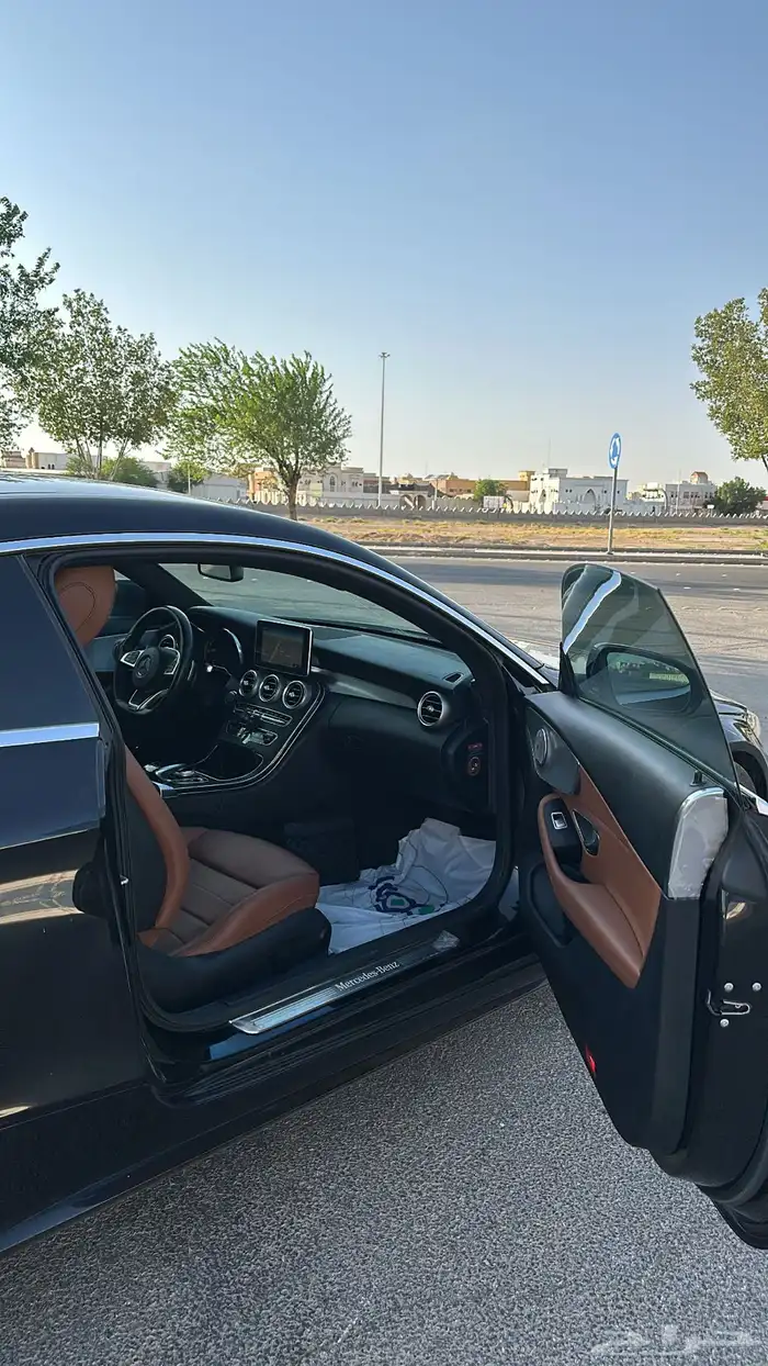 مرسيدس 2017 C300 كوبيه (( AMG )) اسود الجفالي 5