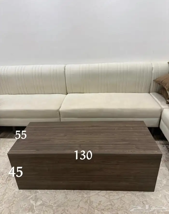 طاوله كبيره 0