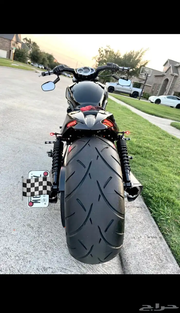 كاتسوم هارلي  ي رود Harley V-Rod 2011 5