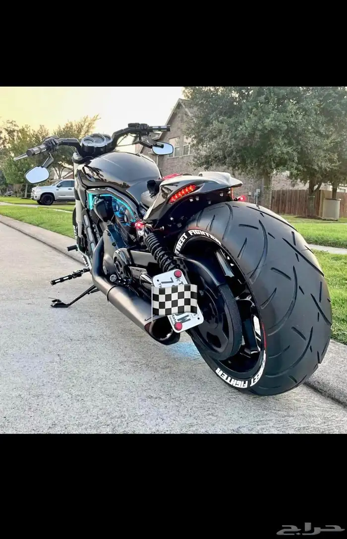 كاتسوم هارلي  ي رود Harley V-Rod 2011 3