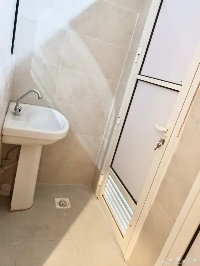 للإيجار سكن موظفي شركات بالعزيزية شارع الستين 165 ألف 28