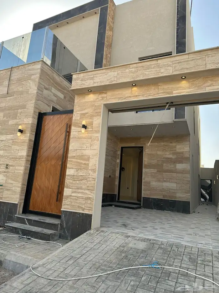 فيلا للبيع في حي الجنادرية 1