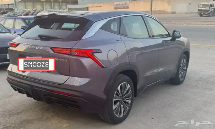 للبيع جيتور داشينج 2023 نص فل 5