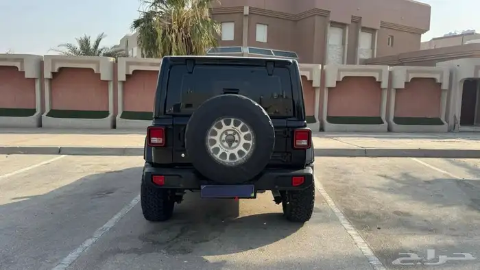 جيب رانجلر 2018 انليميتد سبورت 8