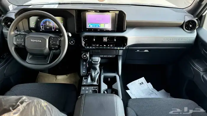 تويوتا برادو TX-1 2024 بنزين بسعر حصري لدى شركة الخضر 9