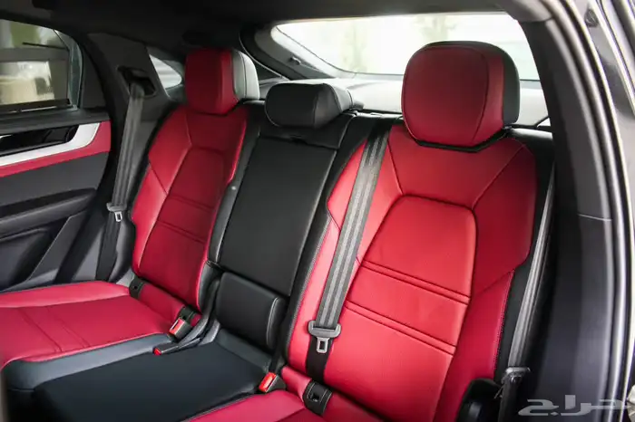 Porsche Cayenne Coupe S 2025 فل كامل 11