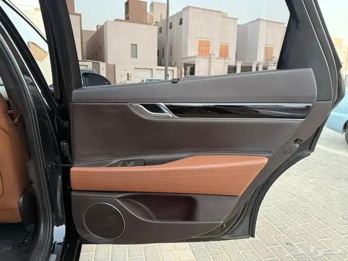 جنسس G80 2021 17