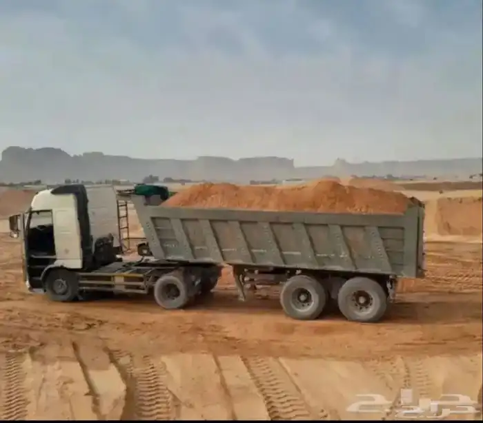 رمل احمر  تربه زراعية ازفلت مقشور  صبيز  بحص 0