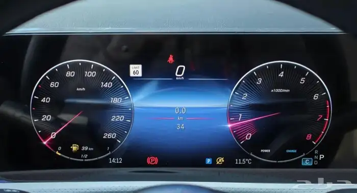 مرسيدس بنز CLA250 4matic موديل 2025 8