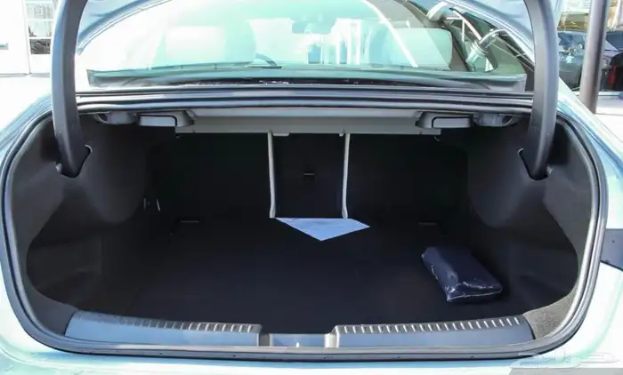 مرسيدس بنز CLA250 4matic موديل 2025 6