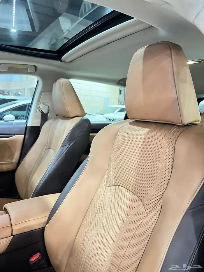 لكزس RX350 AA 2017 ( الوكيل عبداللطيف جميل ) 7