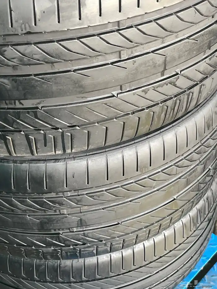 طقم كفرات كنتنتال 265 40 21 1