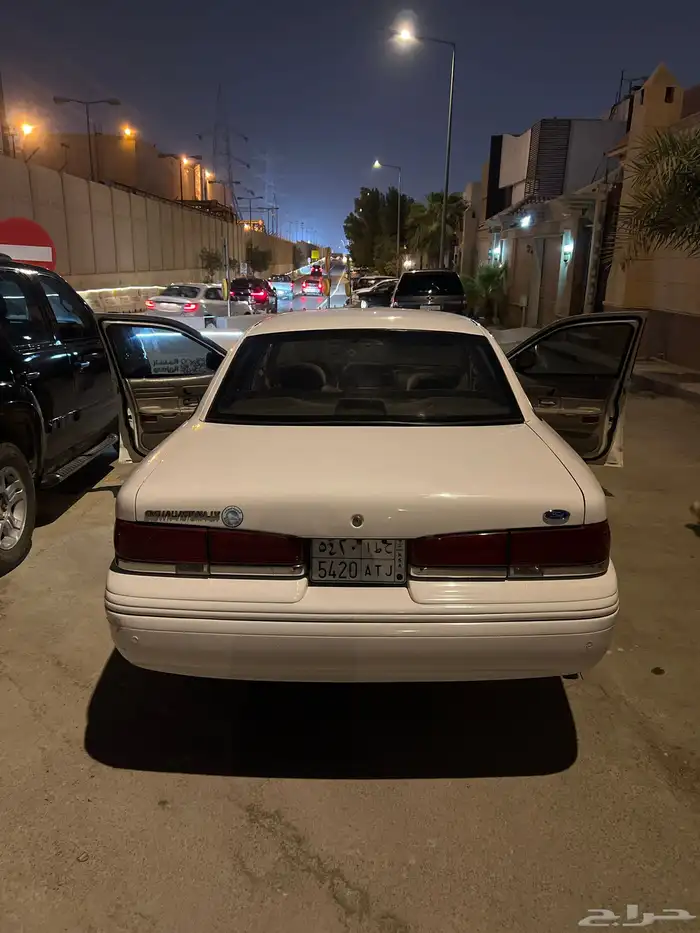 فورد قراند فكتوريا موديل 97 بدي بلد شواصي ارباقات شرط 0