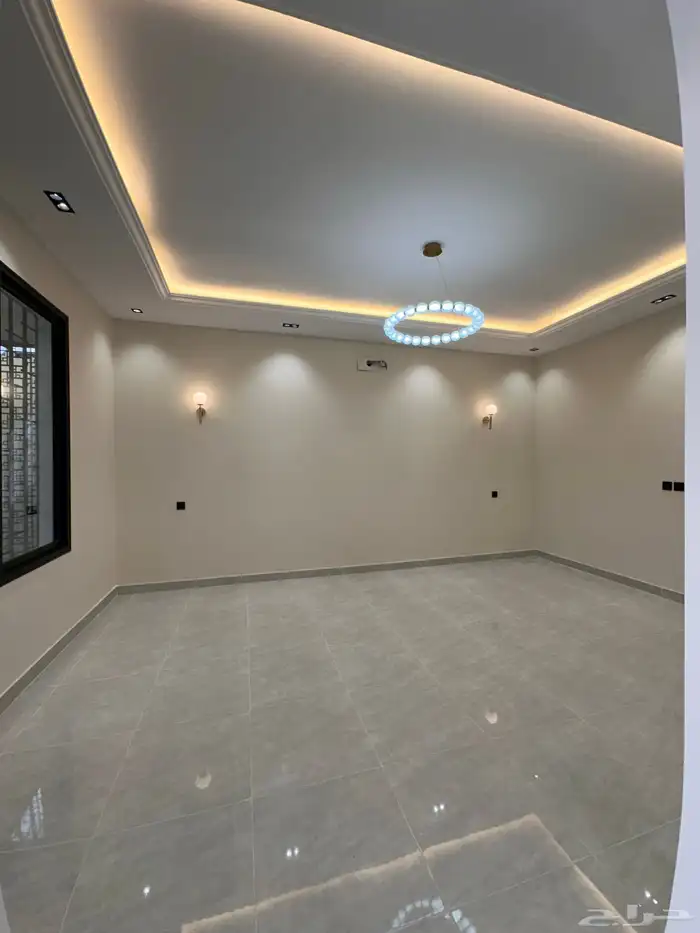 ادوار ارضيه بحوش تشطيب وتصميم مميز قرب المطار ونادي ضمك 19