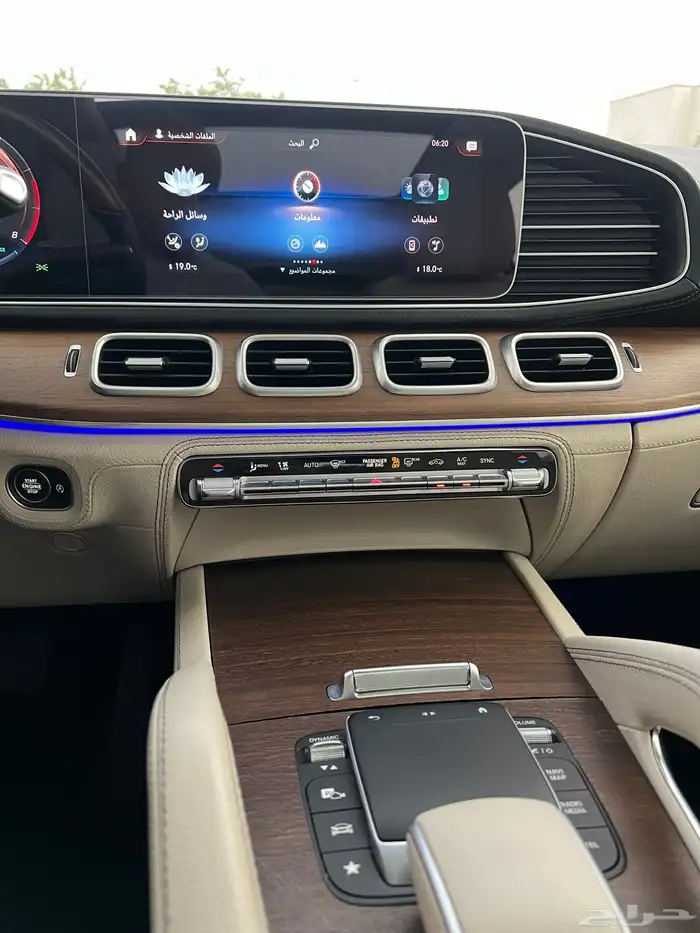 مرسيدس ( GLE450 ) الموديل 2022 تحت الضمان شبه جديده 49