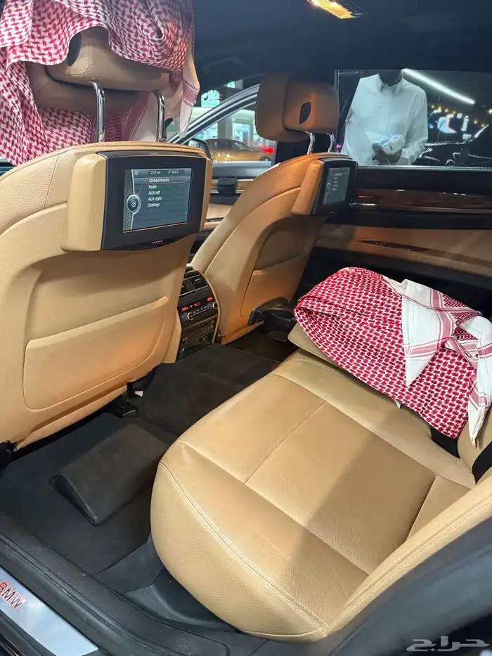 BMW 730li 12