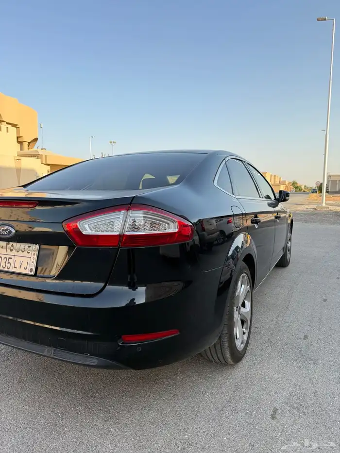 فورد مونديو 5