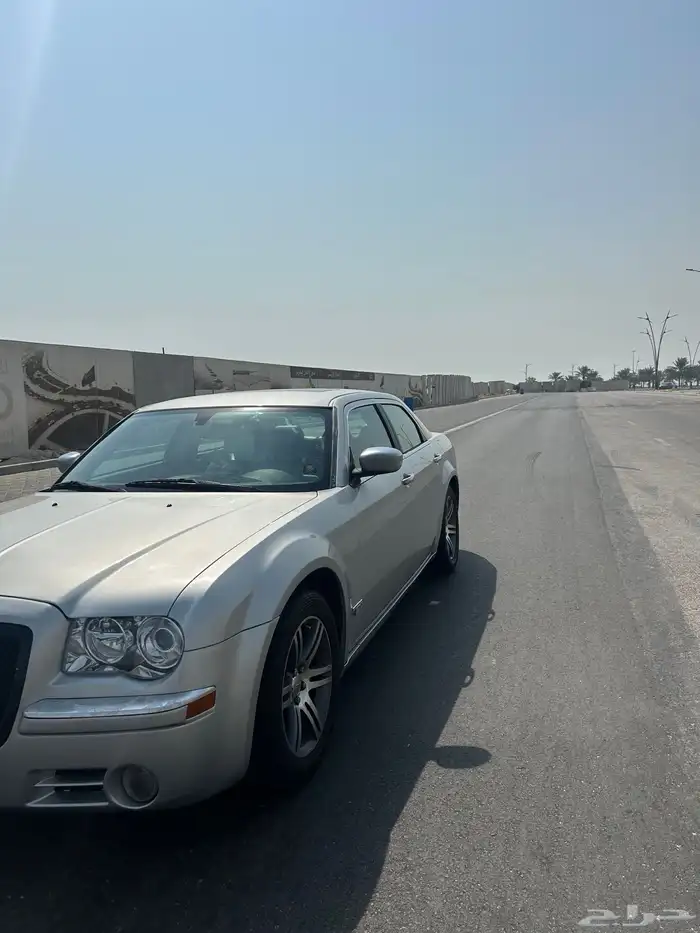 كرايسلر 2005 300c هيمي 6