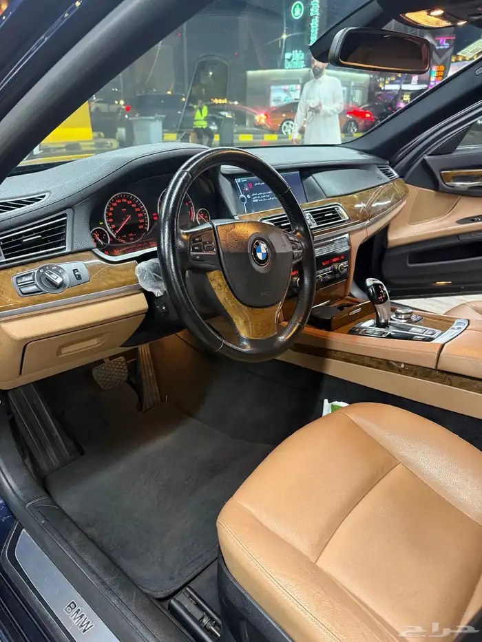 BMW 730li 11
