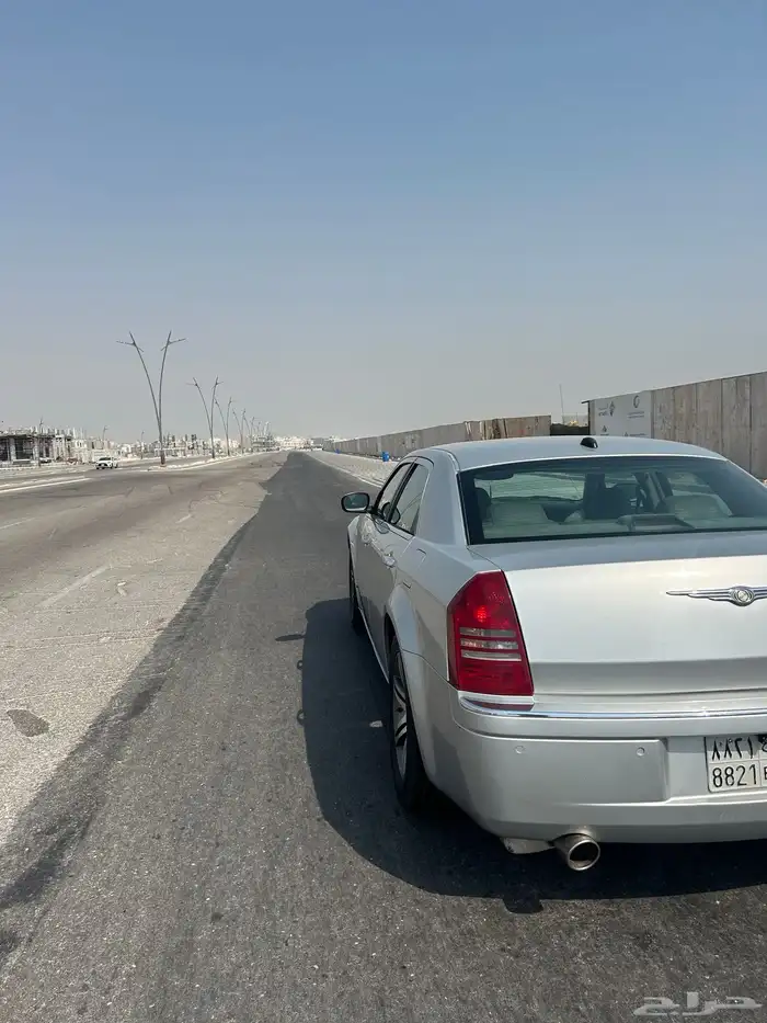 كرايسلر 2005 300c هيمي 3