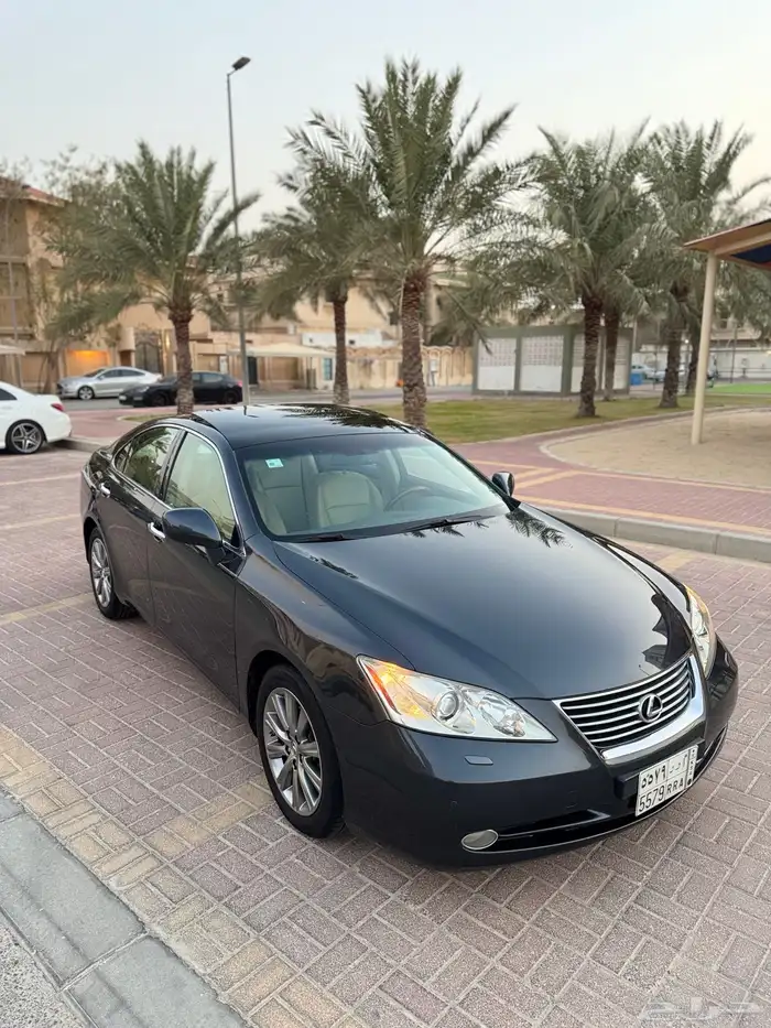 ES350 سعودي مخزن بحالة الوكالة 0