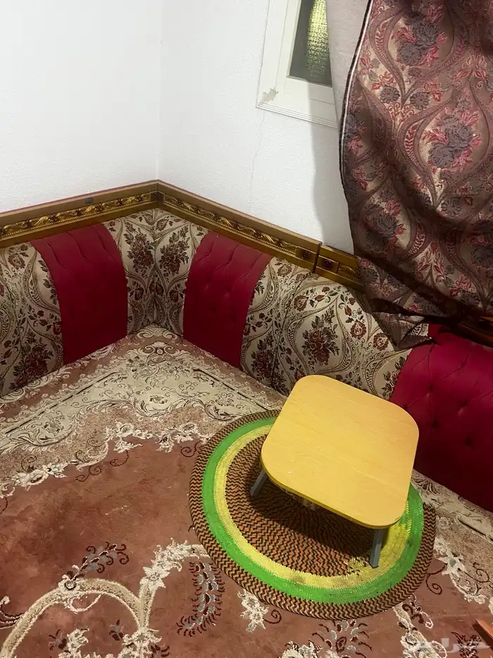 جلسة ارضيه 0
