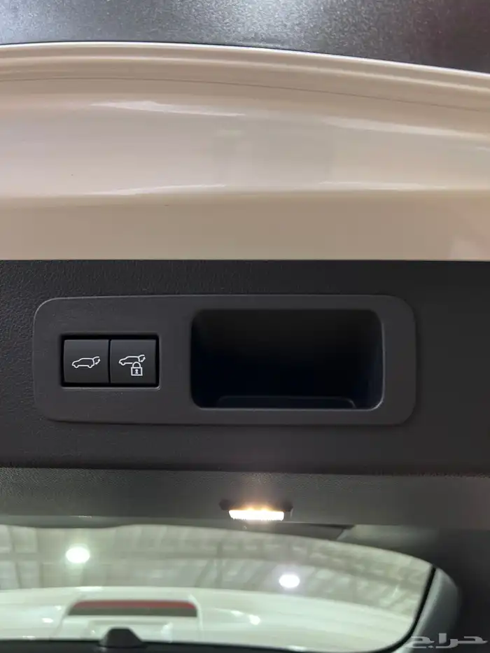 لكزس   LX600 - BB بنزين 2025 جديد سعودي 30