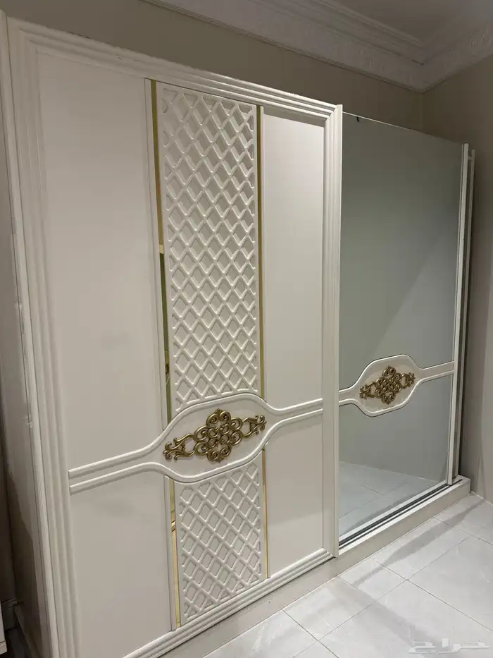 دولاب ملابس 0