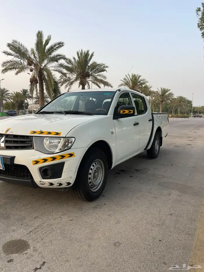 مستبيشي بكب L200 2014 2