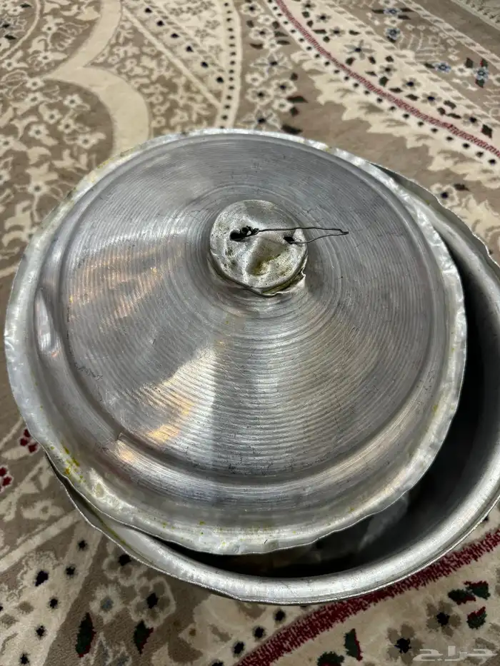 قدر تراثي كبير للبيع عمر القدر 30 سنه 1