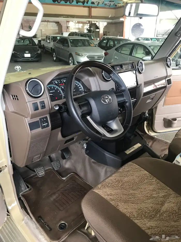 جيب شاص رفرف 70 عام موديل 2023 23