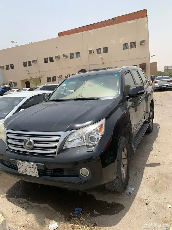 جيب لكزس 460 GX موديل 2010 فل كامل لون اسود 6