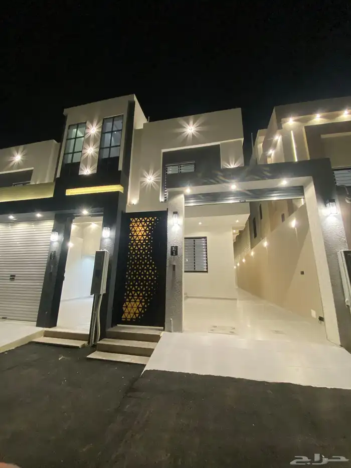 للبيع ارواف أرضيةوعلوية مدخل مستقل حوش مدخل سيارة بالمحاله 3