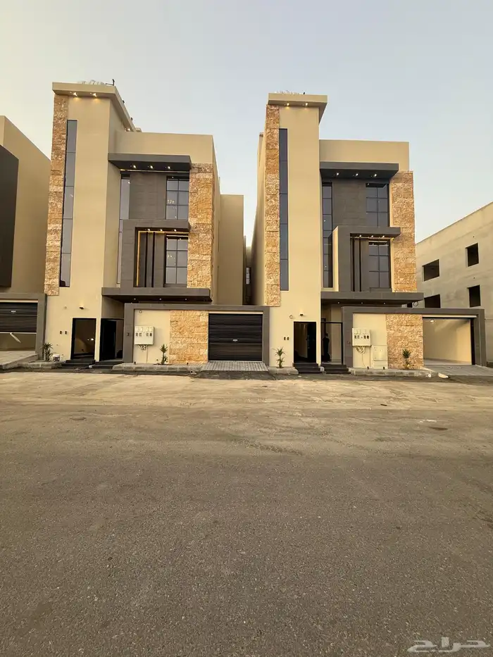 للبيع أدوار ارضيه ببايكة سياره وشقق علويه ف ابها المحاله 1