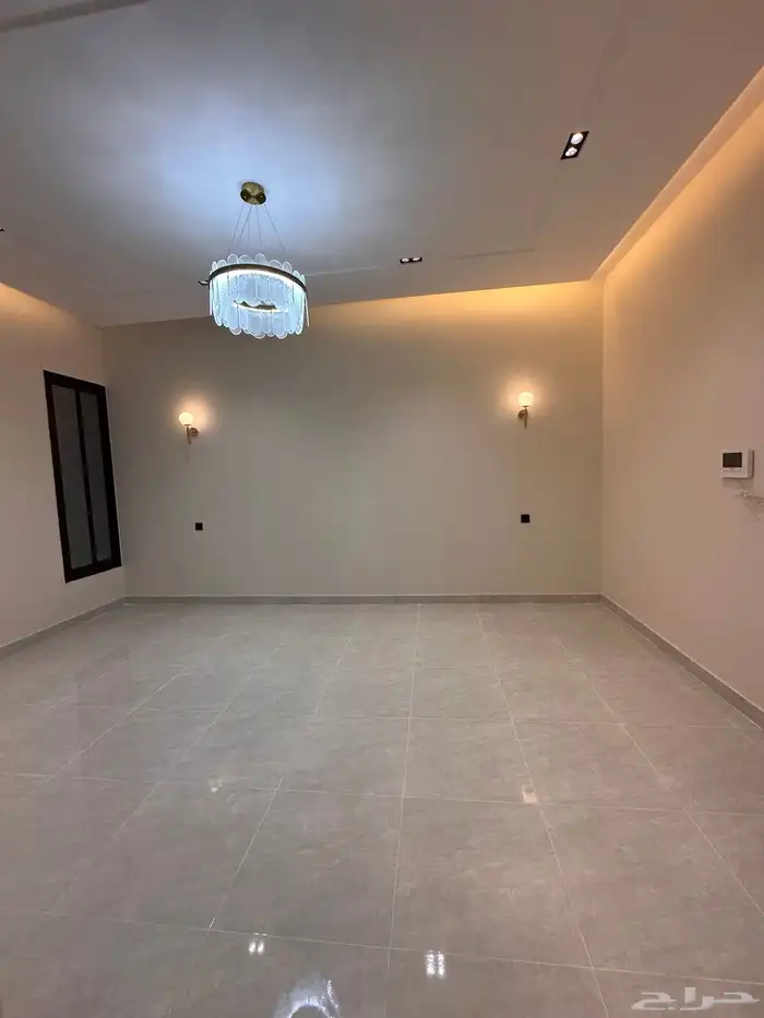 ادوار ارضيه بحوش تشطيب وتصميم مميز قرب المطار ونادي ضمك 18